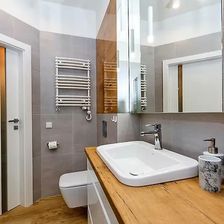 Twenty - Neptun Park By Oneapartments Gdansk