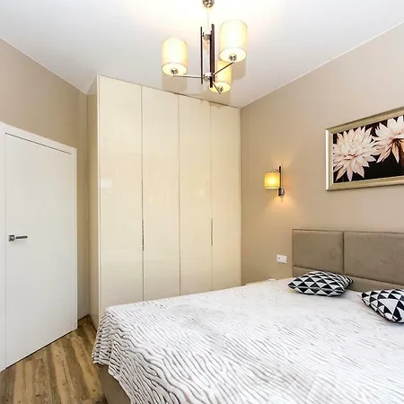 Twenty - Neptun Park By Oneapartments *