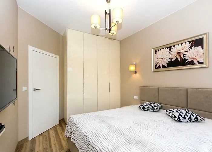 Twenty - Neptun Park By Oneapartments *