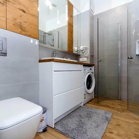 Twenty - Neptun Park By Oneapartments * Γκντανσκ